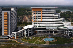 Study in Malaysia - University of Massa - Mahsa University